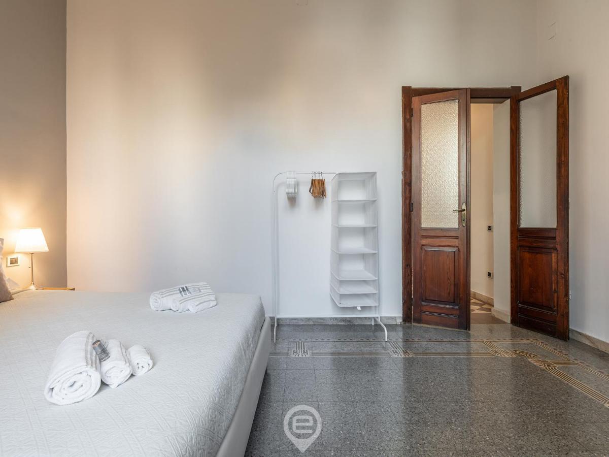 Mirabel Apartment - Wonderful Flat In City Center Cagliari Exterior photo
